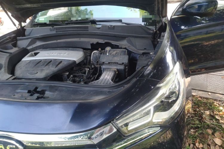 Used JAC Group Refine S7 2018 Super Edition 251T Automatic Supreme 5-Seater Engine Bay Left