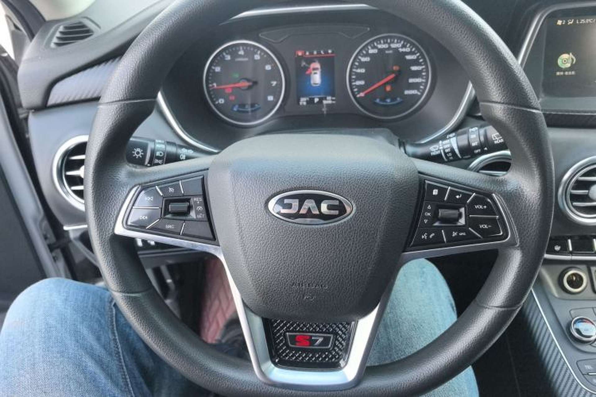 Used JAC Group Refine S7 2018 Super Edition 251T Automatic Supreme 5-Seater Steering Wheel