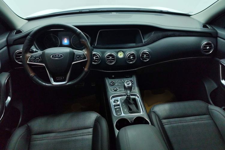 Used JAC Group Refine S7 2018 Super Edition 251T Automatic Supreme 5-Seater Center Console