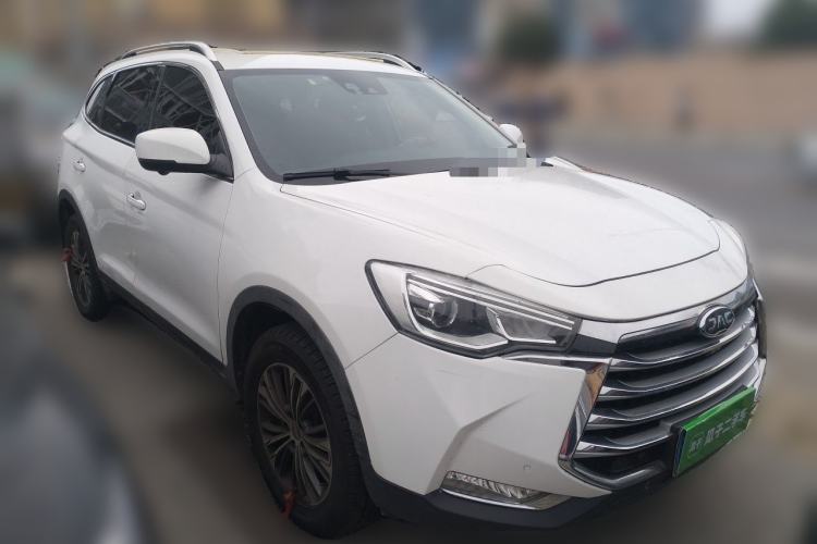 Used JAC Group Refine S7 2018 Super Edition 251T Automatic Supreme 5-Seater Front Right 45 Deg