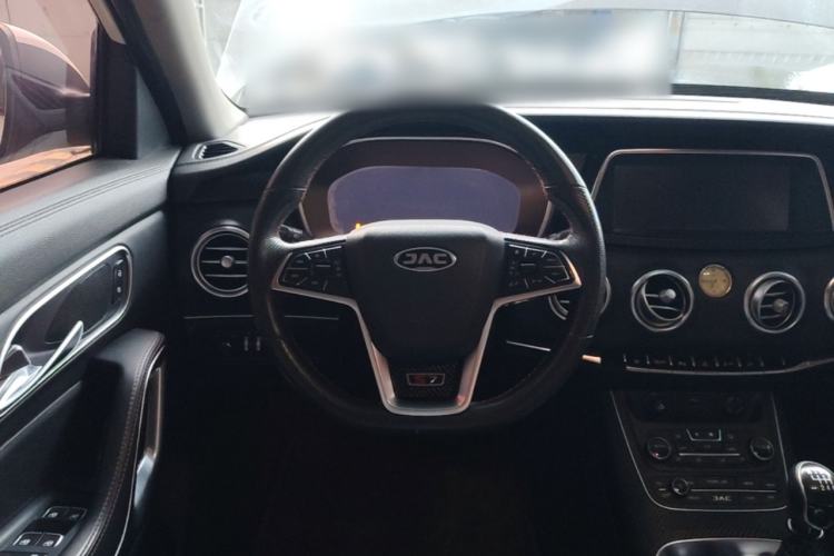 Used JAC Group Refine S7 2018 Sport Edition 1.5T Manual Luxury 7-Seater Steering Wheel
