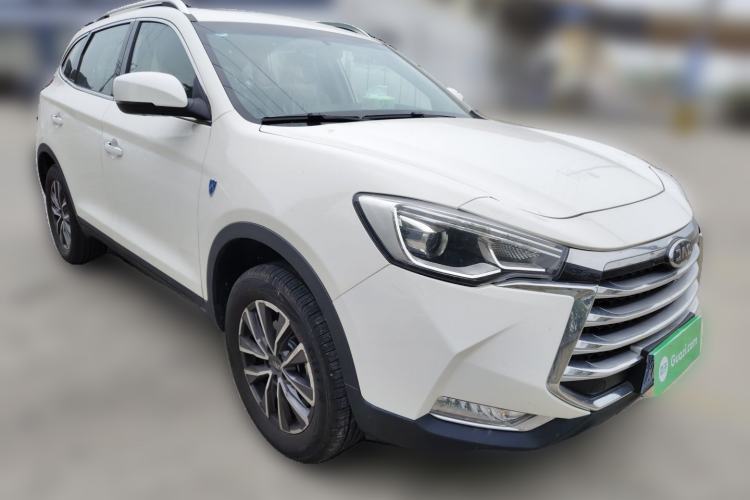 Used JAC Group Refine S7 2019 1.5T Automatic Safety Model 5 Seats Front Right 45 Deg