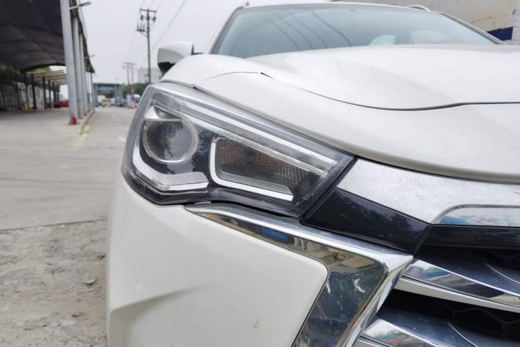 Used JAC Group Refine S7 2019 1.5T Automatic Safety Model 5 Seats Right Front Headlight