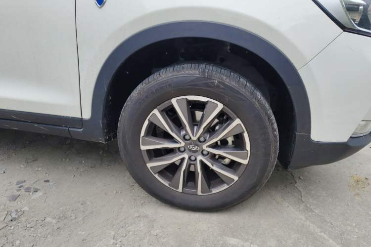 Used JAC Group Refine S7 2019 1.5T Automatic Safety Model 5 Seats Right Front Wheel Hub