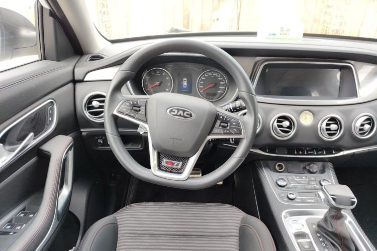 Used JAC Group Refine S7 2019 1.5T Automatic Safety Model 5 Seats Steering Wheel