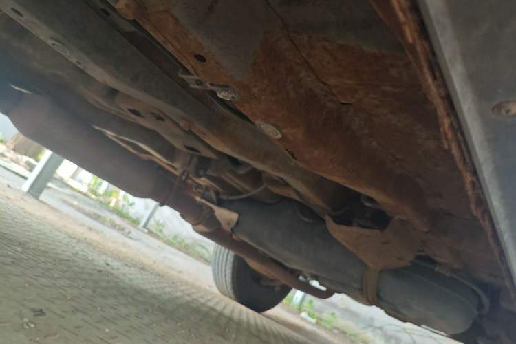 Used JAC Group Rein 2011 2.0L Two-Wheel Drive Entry-Level Trim Chassis Front Left