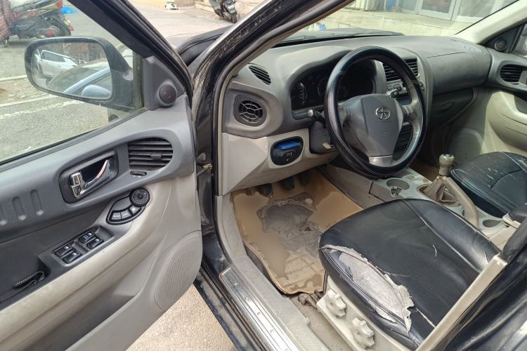 Used JAC Group Rein 2011 2.4L Two-Wheel-Drive Luxury Edition Driver Seat