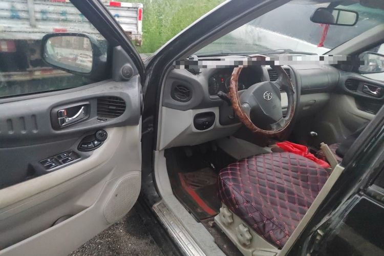 Used JAC Group Rein 2011 2.0L Two-Wheel Drive Luxury Edition Driver Seat
