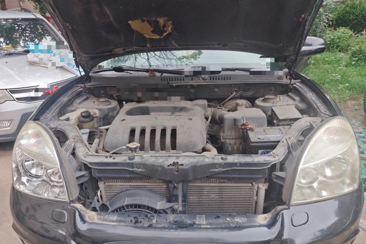 Used JAC Group Rein 2011 2.0L Two-Wheel Drive Luxury Edition Engine Bay