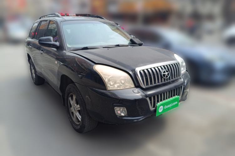 Used JAC Group Rein 2011 2.4L Two-Wheel-Drive Luxury Edition Front Right 45 Deg