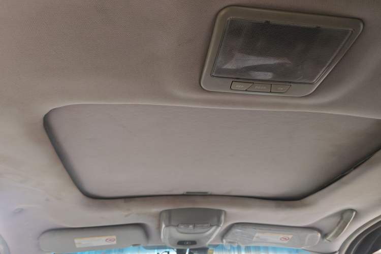Used JAC Group Rein 2011 2.0L Two-Wheel Drive Luxury Edition Headliner