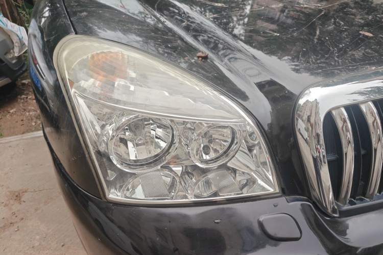 Used JAC Group Rein 2011 2.0L Two-Wheel Drive Luxury Edition Right Front Headlight