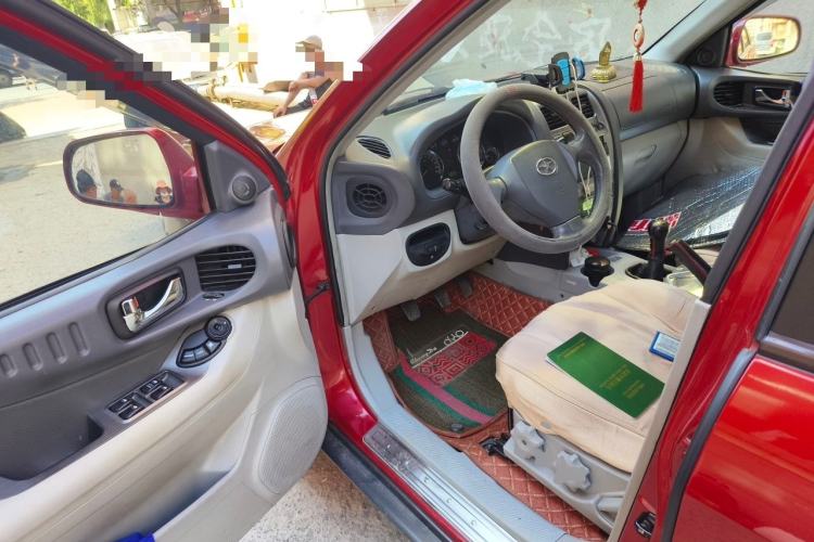 Used JAC Group Rein 2011 2.0L Two-Wheel Drive Luxury Edition Driver Seat