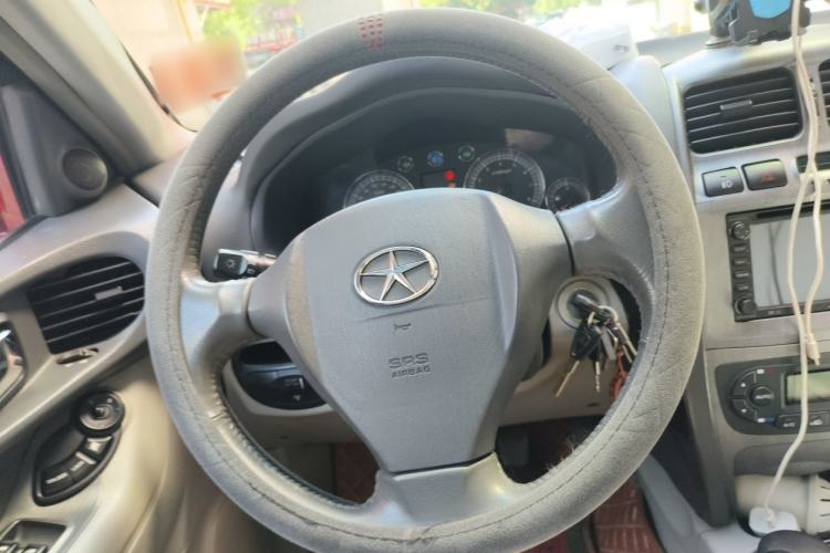 Used JAC Group Rein 2011 2.0L Two-Wheel Drive Luxury Edition Steering Wheel