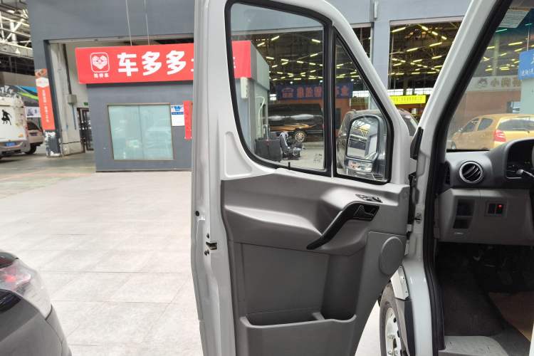 Used JAC Group Sunray 2023 2.0T 5-Series Logistics Version 3-Seater D20TCIF1 Interior 7