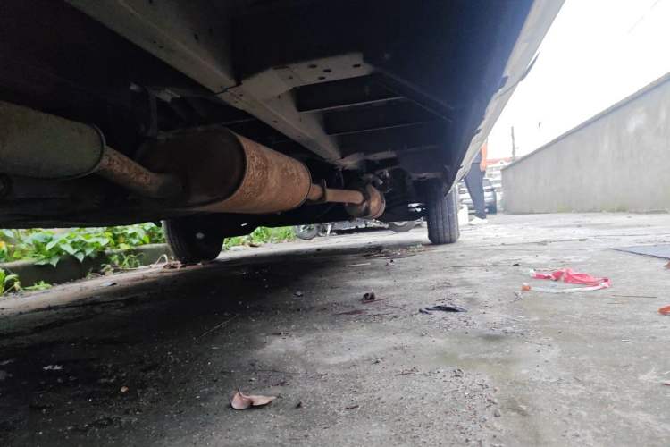Used JAC Group Sunray 2011 2.8T Express Version China IV Chassis Rear Right