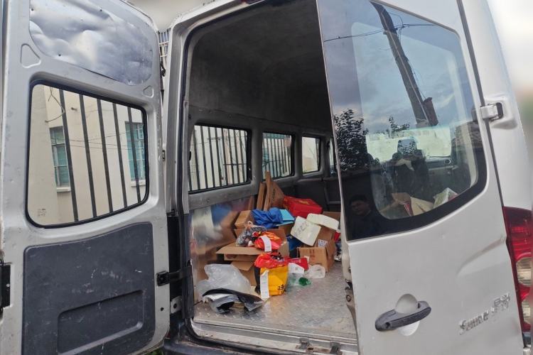 Used JAC Group Sunray 2011 2.8T Express Version China IV Trunk