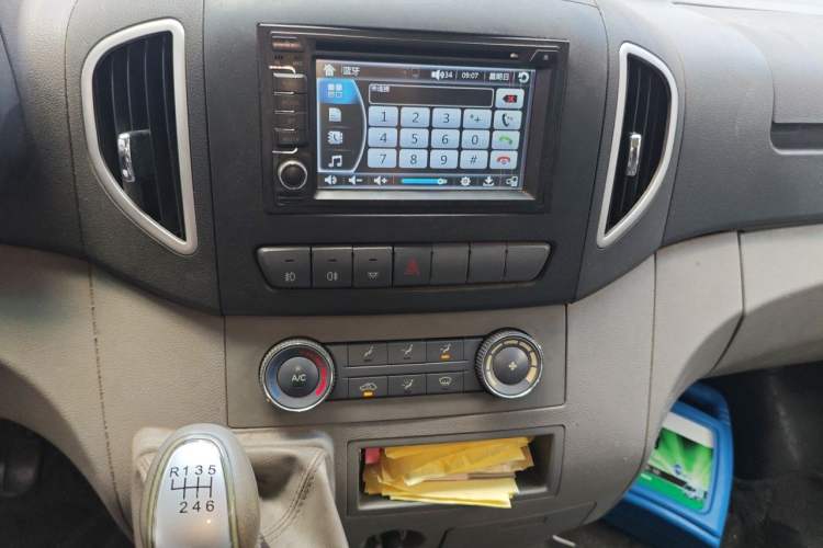 Used JAC Group Sunray 2013 1.9T 4-Series Star Express Audio And AC Panel