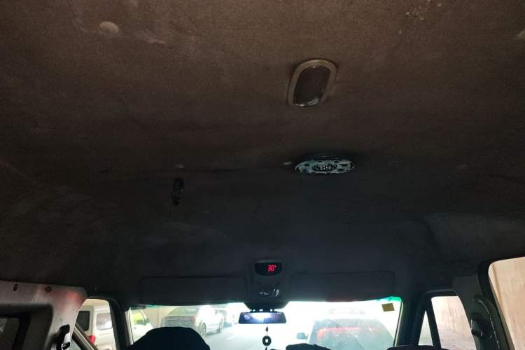 Used JAC Group Sunray 2013 2.8T 5-Series Star Express Emission Standard IV Headliner