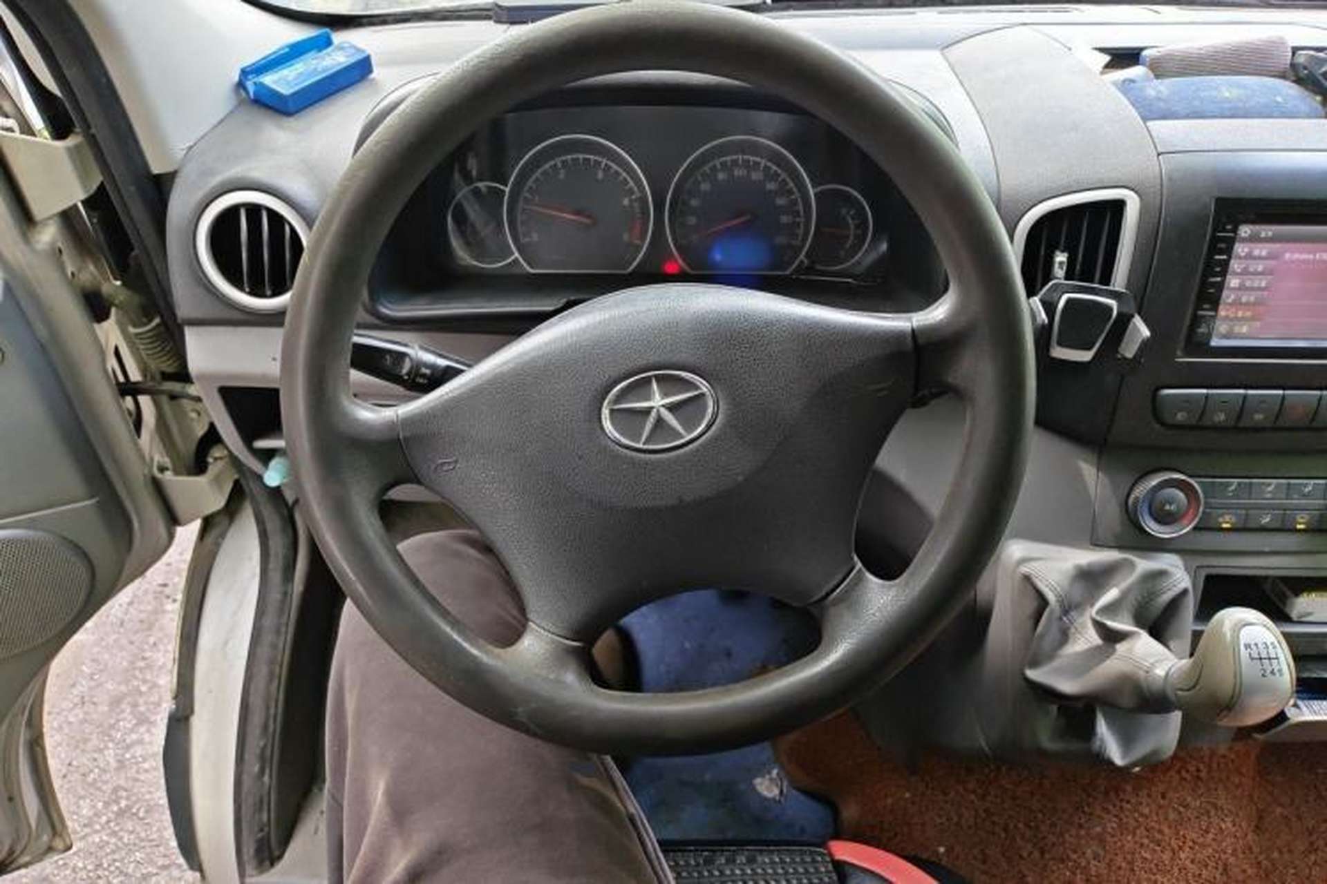 Used JAC Group Sunray 2013 1.9T 4-Series Star Express Steering Wheel