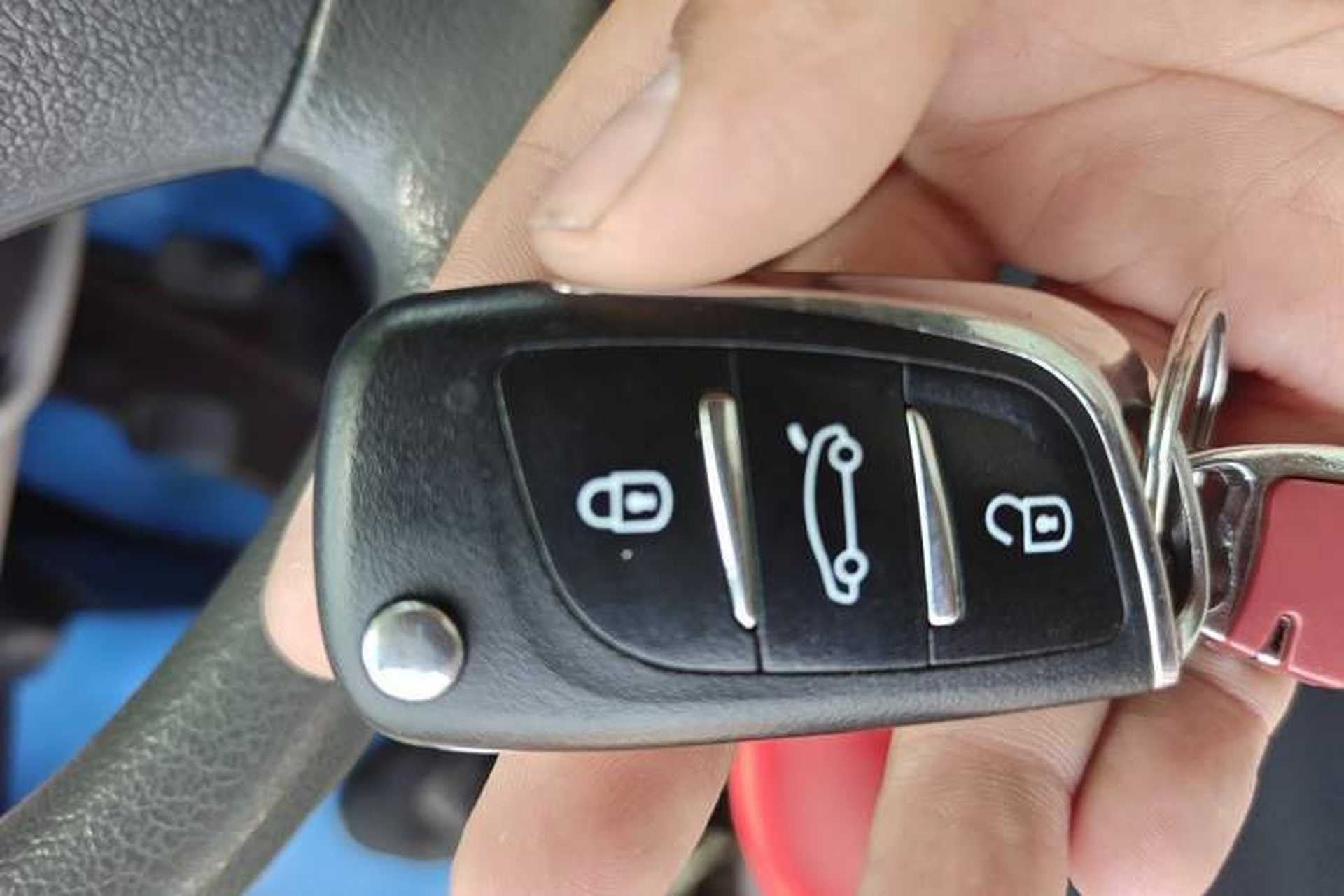 Used JAC Group Sunray 2013 2.8T 6-Series Star Express China IV Standard Vehicle Key