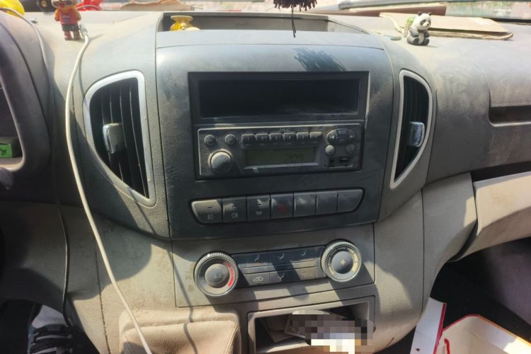 Used JAC Group Sunray 2013 2.8T 6 Series Comfort Edition China IV Audio And AC Panel