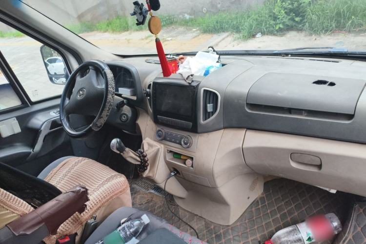 Used JAC Group Sunray 2013 2.8T 5-Series Star Express Emission Standard IV Center Console