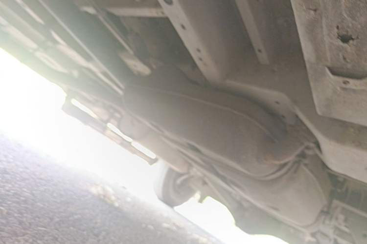 Used JAC Group Sunray 2013 1.9T 4-Series Star Express Chassis Front Left