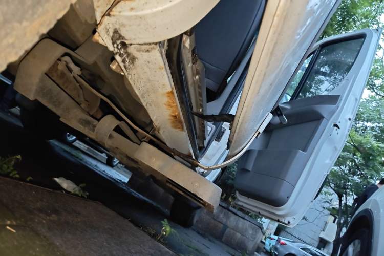 Used JAC Group Sunray 2013 2.8T 4-Series Star Express China IV Standard Chassis Rear Right