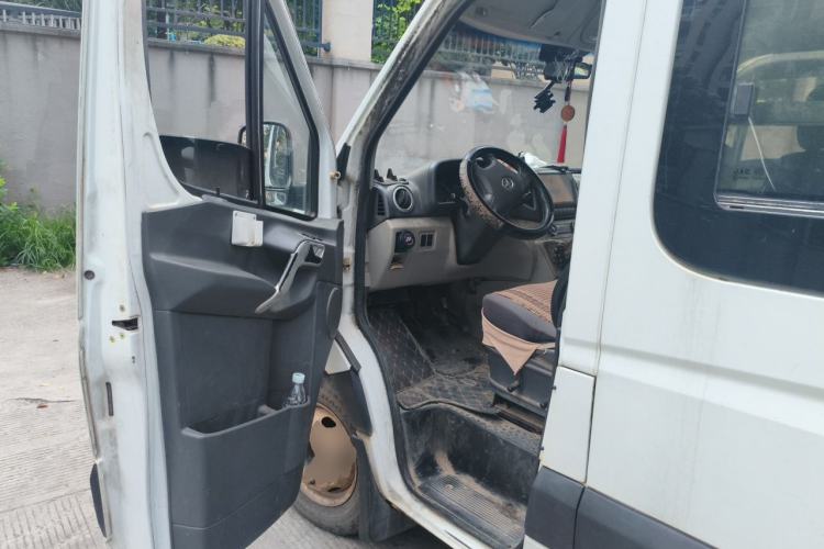 Used JAC Group Sunray 2013 2.8T 5-Series Star Express Emission Standard IV Driver Seat