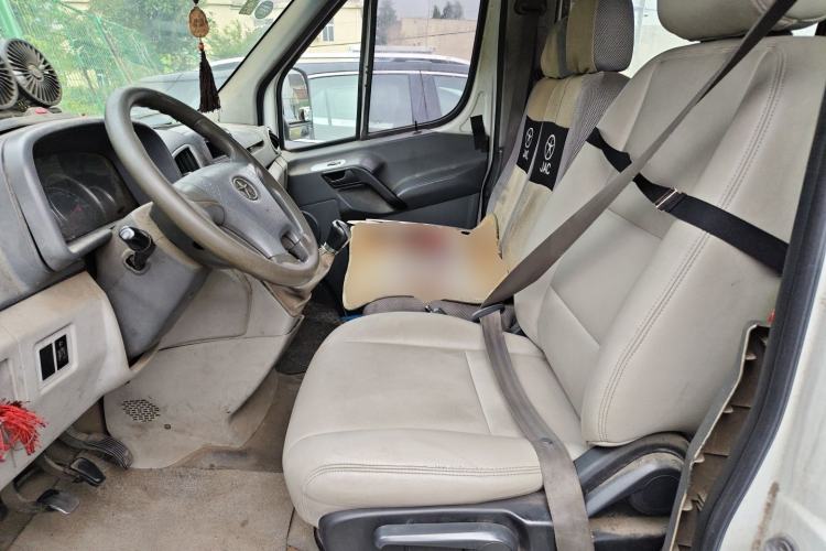 Used JAC Group Sunray 2013 2.8T 6 Series Comfort Edition China IV Left Front Seat