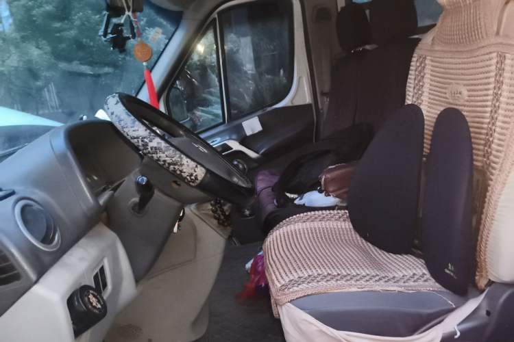 Used JAC Group Sunray 2013 2.8T 5-Series Star Express Emission Standard IV Left Front Seat