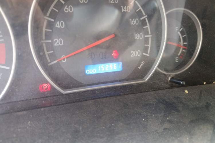 Used JAC Group Sunray 2013 1.9T 4-Series Star Express Odometer Close Up