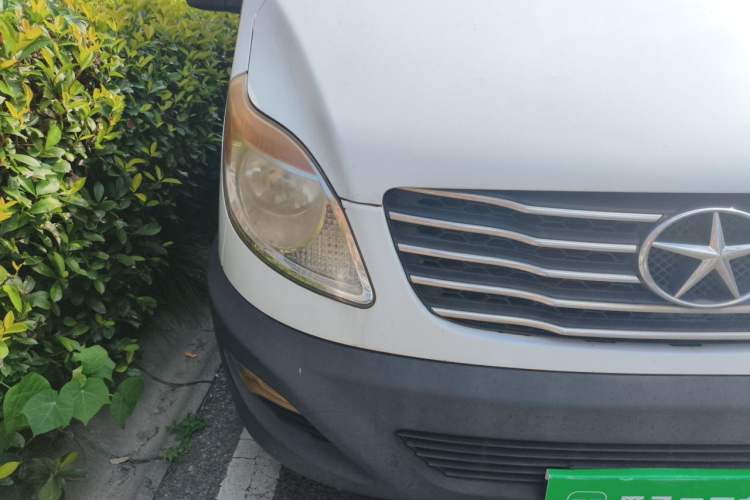 Used JAC Group Sunray 2013 2.8T 5-Series Star Express Emission Standard IV Right Front Headlight