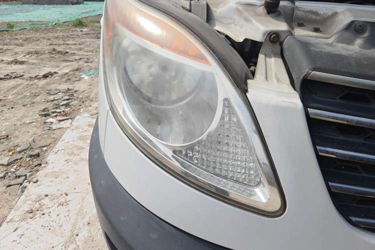 Used JAC Group Sunray 2013 2.8T 6-Series Star Express China IV Standard Right Front Headlight