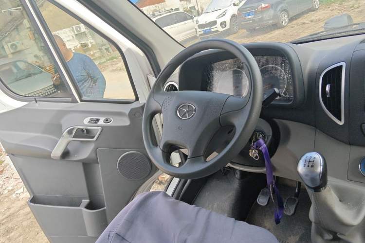 Used JAC Group Sunray 2013 2.8T 6-Series Star Express China IV Standard Steering Wheel