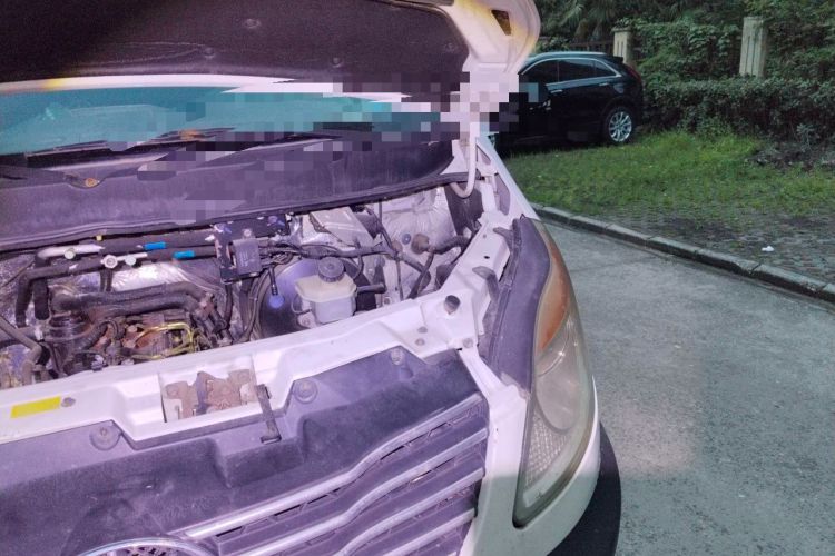Used JAC Group Sunray  Engine Bay Left