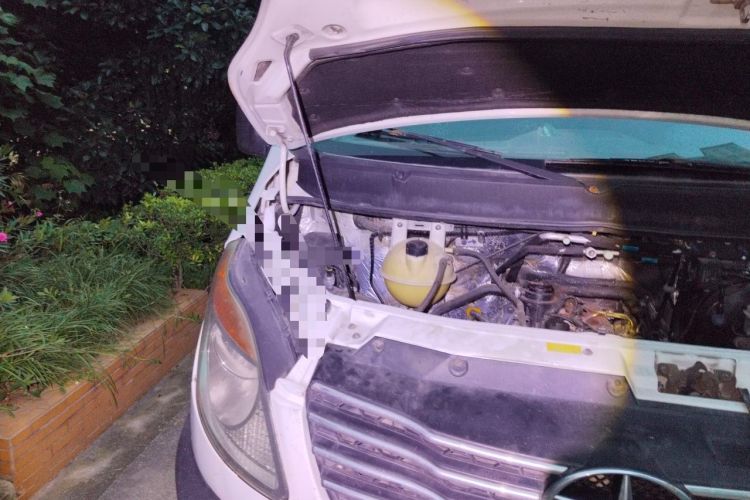 Used JAC Group Sunray  Engine Bay Right