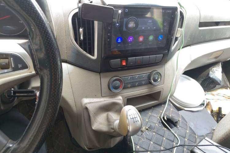 Used JAC Group Sunray 2017 2.8T 6-Series Diesel China V Star Express Audio And AC Panel