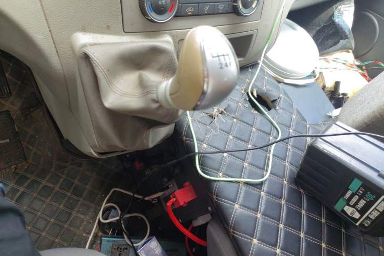 Used JAC Group Sunray 2017 2.8T 6-Series Diesel China V Star Express Gear Lever