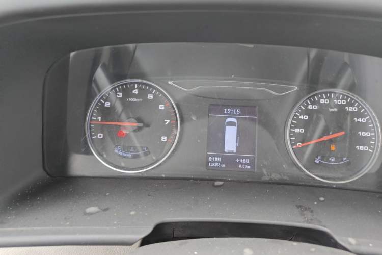 Used JAC Group Sunray 2017 2.0T Short-Wheelbase Mid-Roof Xingkuaiyun Multi-Purpose Commercial Vehicle Instrument Cluster