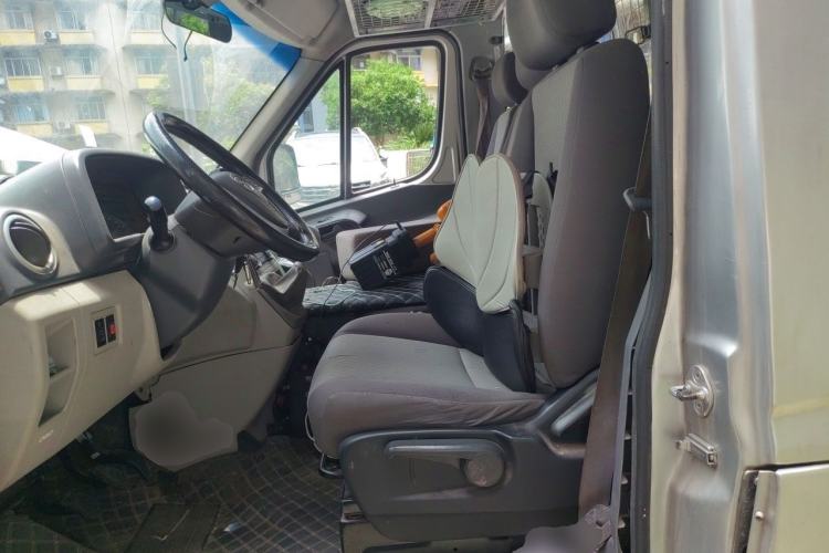 Used JAC Group Sunray 2017 2.8T 6-Series Diesel China V Star Express Left Front Seat