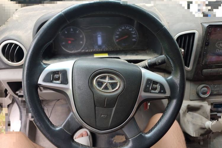 Used JAC Group Sunray 2017 1.9T Short-Wheelbase Mid-Roof Xingkuai Multi-Purpose Passenger Vehicle Steering Wheel