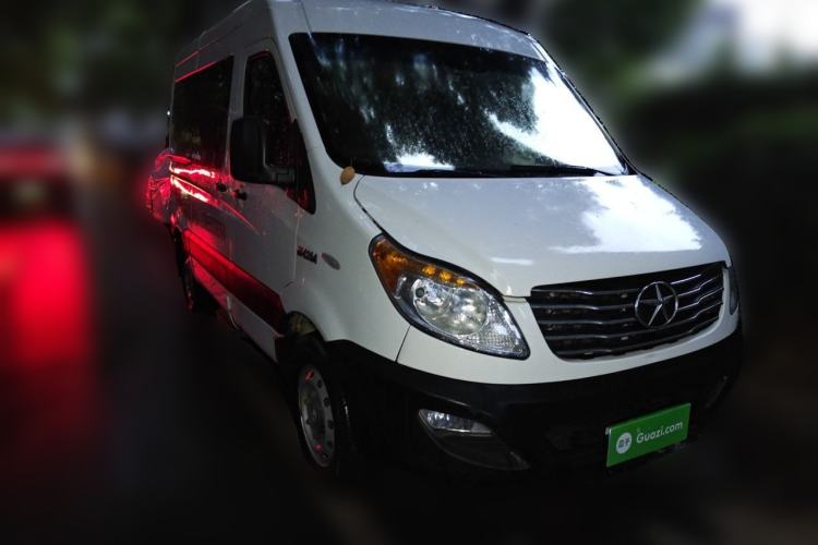 Used JAC Group Sunray 2017 2.0T Short-Wheelbase Mid-Roof Xingkuaiyun Multi-Purpose Commercial Vehicle Front Right 45 Deg