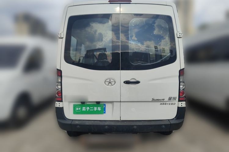 Used JAC Group Sunray 2017 2.0T Short-Wheelbase Mid-Roof Xingkuaiyun Multi-Purpose Commercial Vehicle Rear