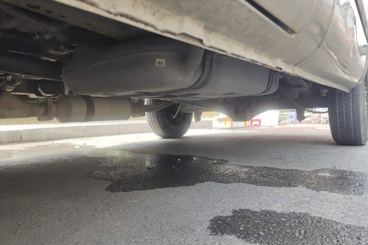 Used JAC Group Sunray 2018 1.9T Fuel-Efficient King D19TCIE11 Chassis Front Left