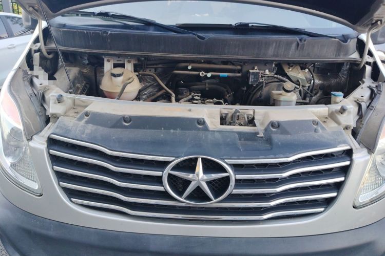 Used JAC Group Sunray 2018 2.7T 5-Series National Emission Standard V Star Express Mid-Top Engine Bay