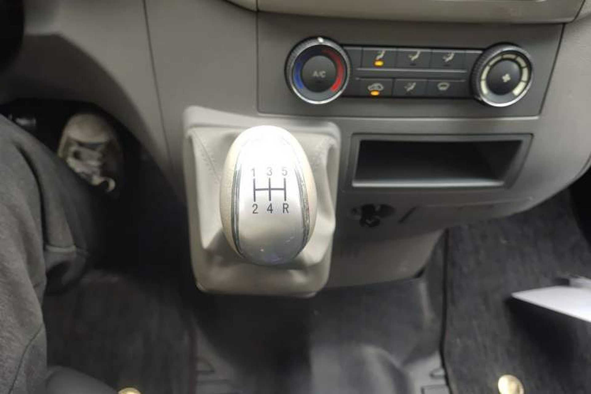 Used JAC Group Sunray 2018 1.9T Fuel-Efficient King D19TCIE11 Gear Lever