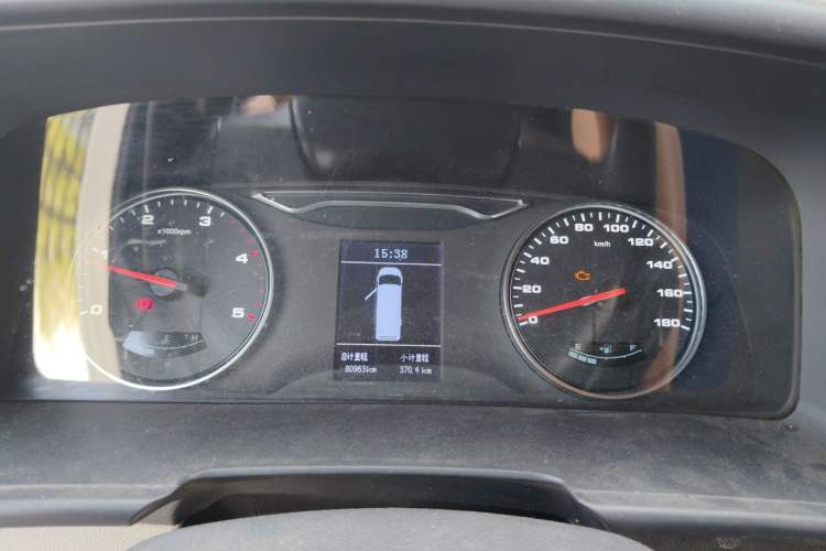 Used JAC Group Sunray 2018 2.7T 5-Series National Emission Standard V Star Express Mid-Top Instrument Cluster
