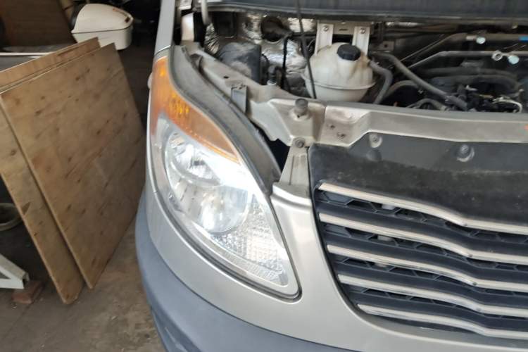 Used JAC Group Sunray 2018 2.7T 5-Series National Emission Standard V Star Express High-Roof Right Front Headlight